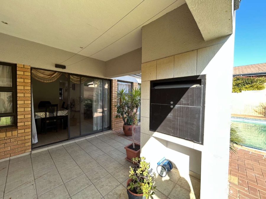 4 Bedroom Property for Sale in Meyersdal Gauteng