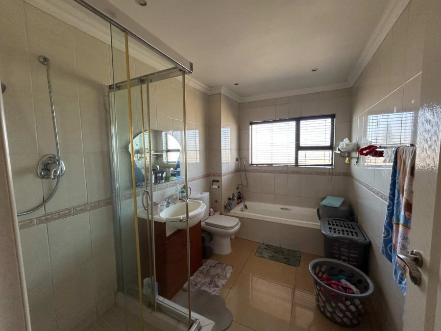 4 Bedroom Property for Sale in Meyersdal Gauteng