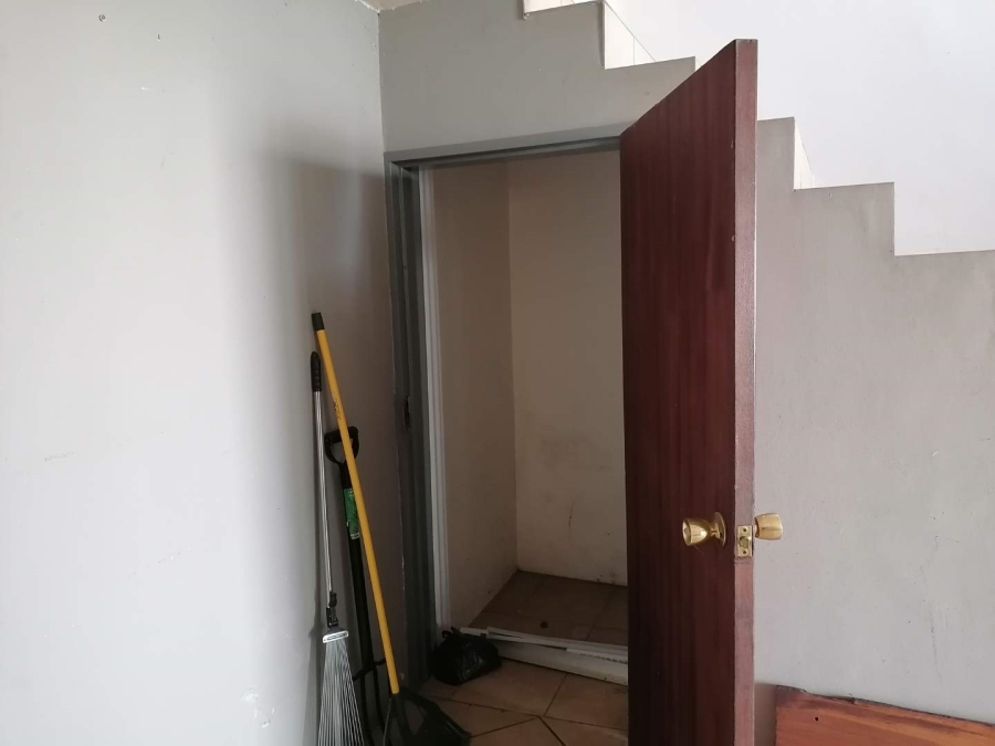3 Bedroom Property for Sale in Bronkhorstbaai Dorp Gauteng