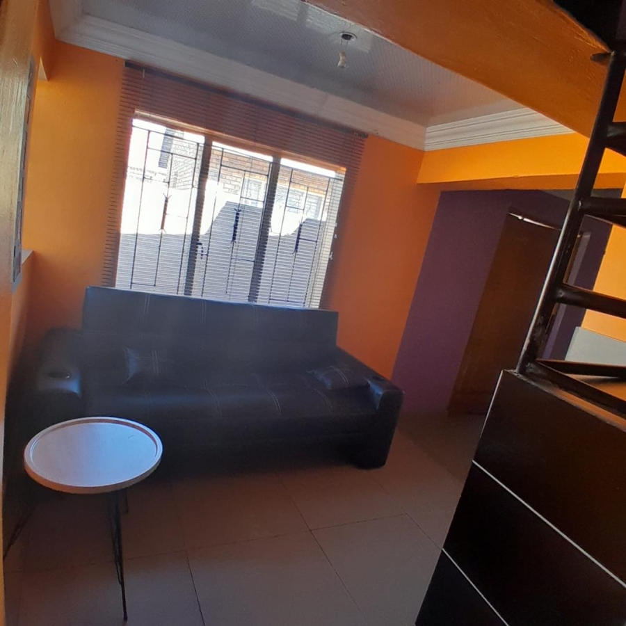 5 Bedroom Property for Sale in Soshanguve BB Gauteng