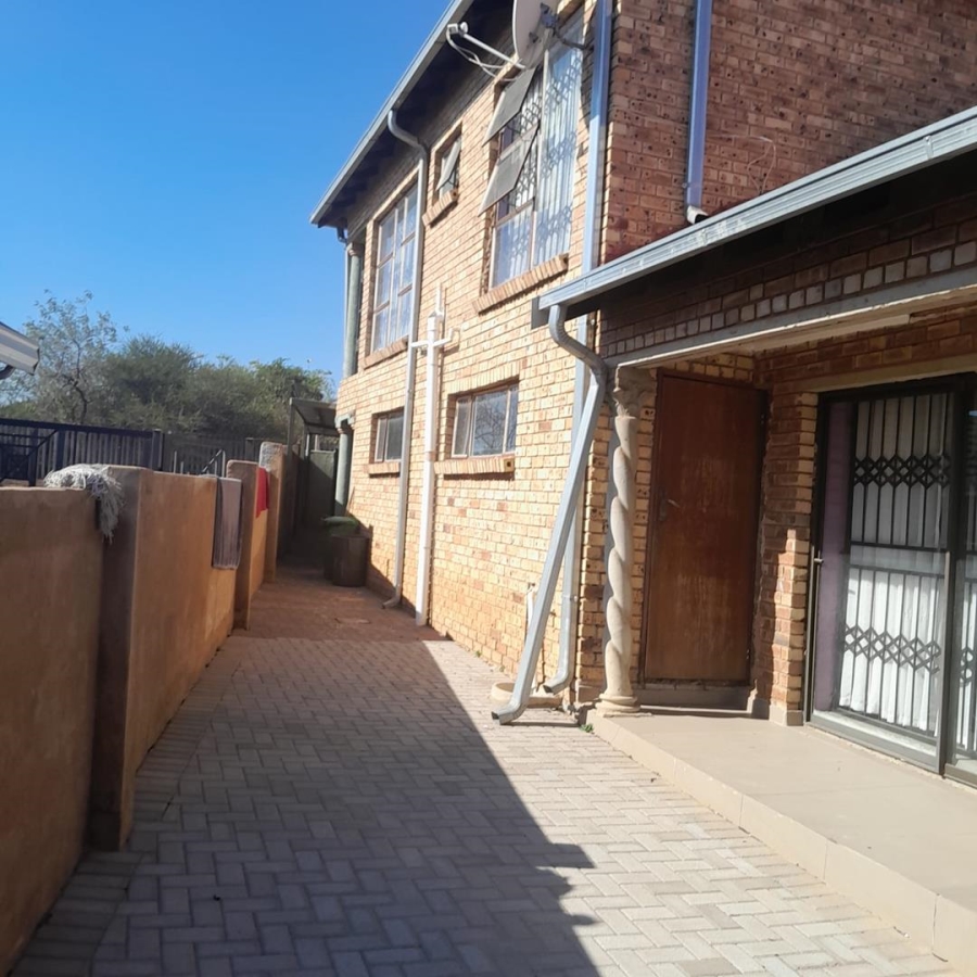 5 Bedroom Property for Sale in Soshanguve BB Gauteng