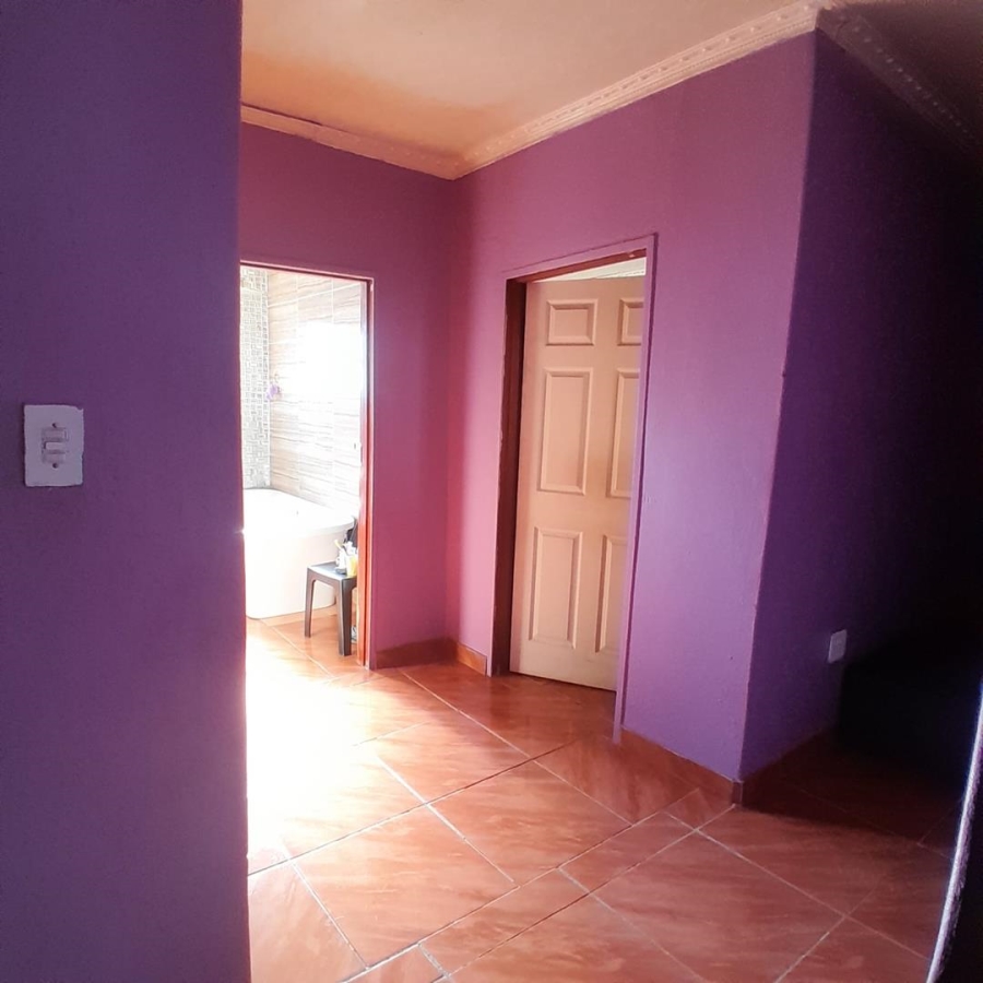 5 Bedroom Property for Sale in Soshanguve BB Gauteng
