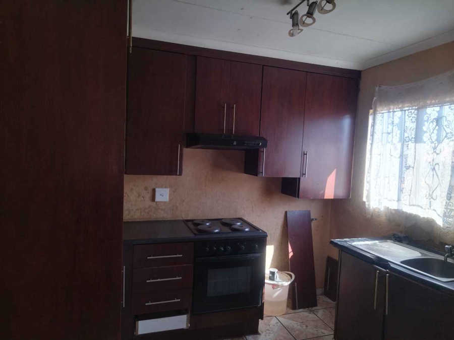 2 Bedroom Property for Sale in Soshanguve UU Gauteng