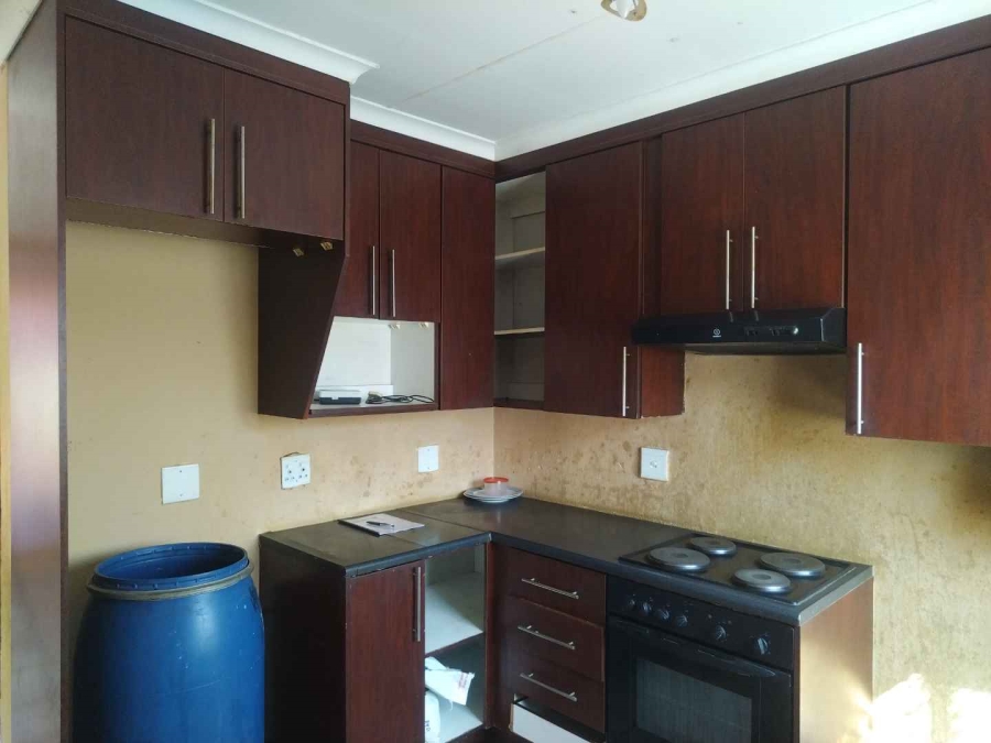 2 Bedroom Property for Sale in Soshanguve UU Gauteng