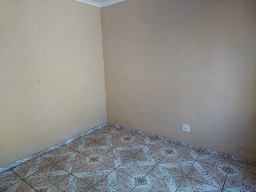 2 Bedroom Property for Sale in Soshanguve UU Gauteng