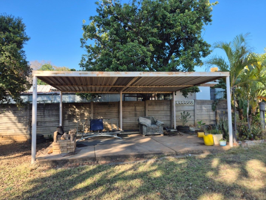 4 Bedroom Property for Sale in Pretoria North Gauteng