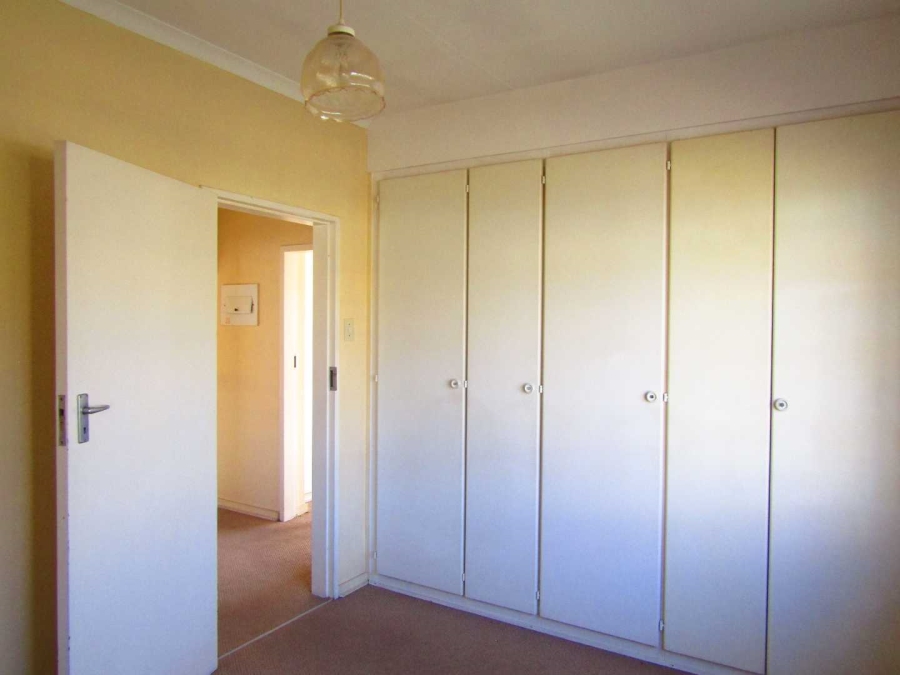 2 Bedroom Property for Sale in Helderkruin Gauteng