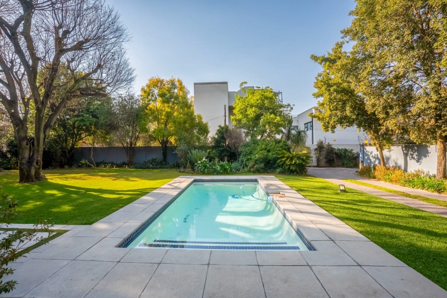 5 Bedroom Property for Sale in Bryanston East Gauteng