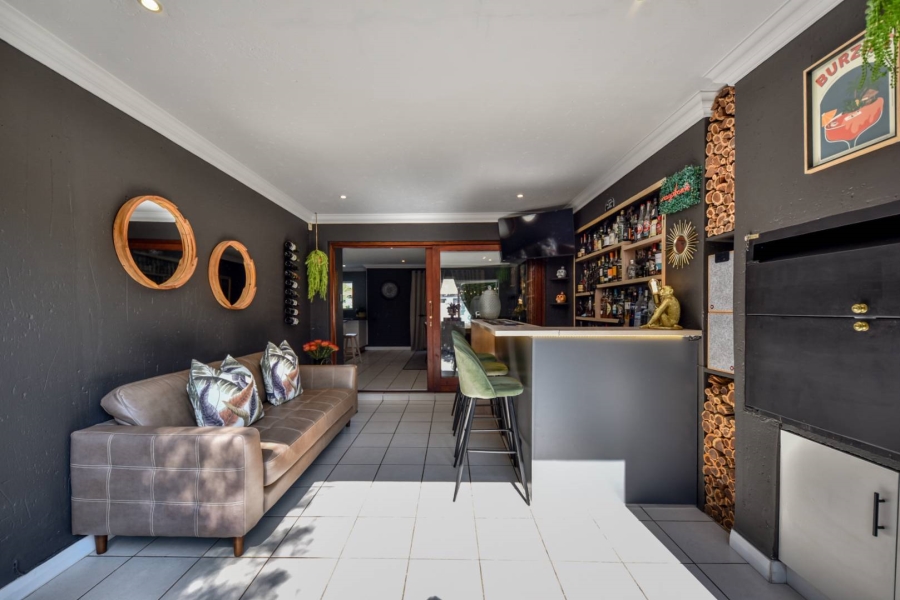 3 Bedroom Property for Sale in Moreleta Park Gauteng