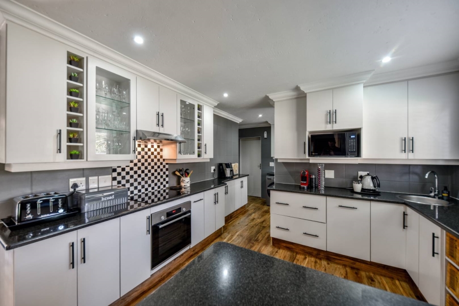 3 Bedroom Property for Sale in Moreleta Park Gauteng
