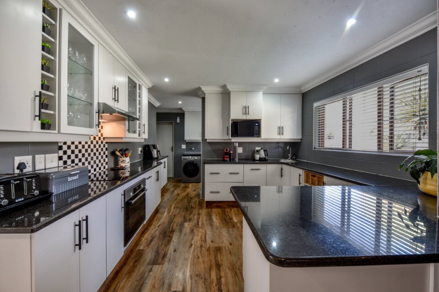 3 Bedroom Property for Sale in Moreleta Park Gauteng
