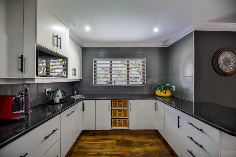 3 Bedroom Property for Sale in Moreleta Park Gauteng