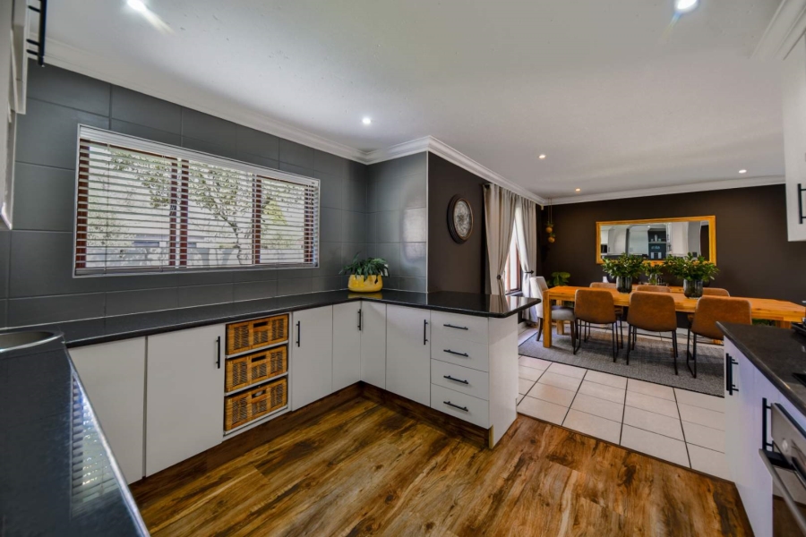 3 Bedroom Property for Sale in Moreleta Park Gauteng