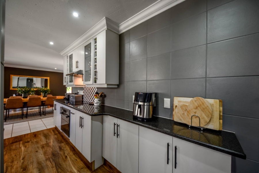 3 Bedroom Property for Sale in Moreleta Park Gauteng