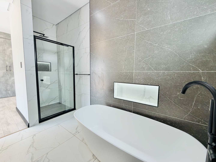 3 Bedroom Property for Sale in Raslouw A H Gauteng