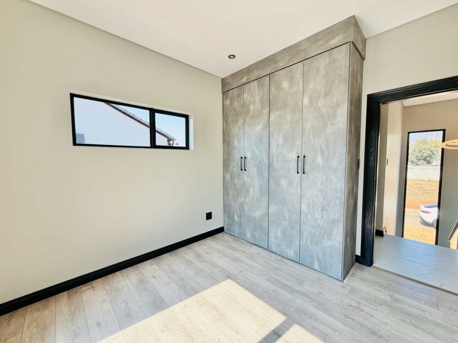 3 Bedroom Property for Sale in Raslouw A H Gauteng