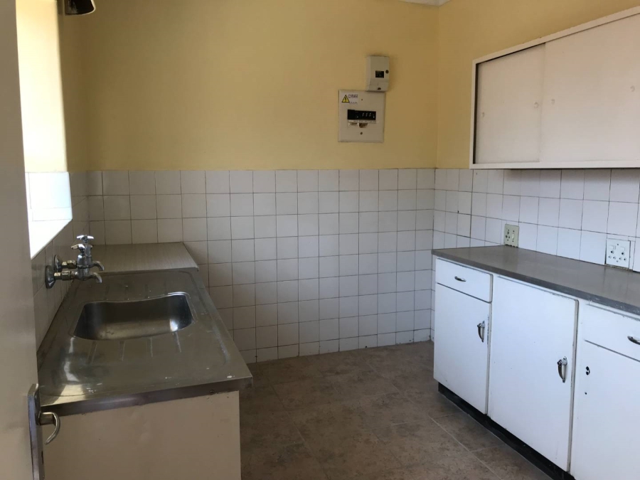 1 Bedroom Property for Sale in Windsor East Gauteng