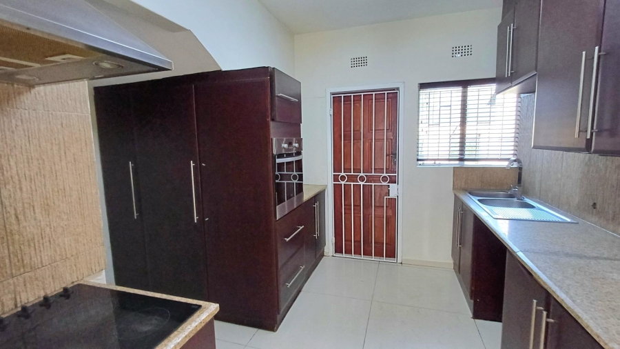 To Let 3 Bedroom Property for Rent in Bryanston Gauteng