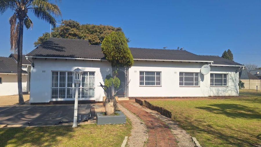 To Let 3 Bedroom Property for Rent in Randpark Ridge Gauteng