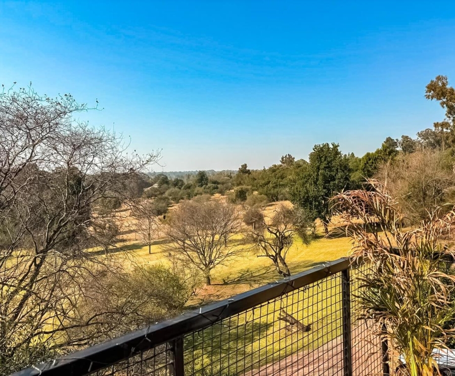 To Let 2 Bedroom Property for Rent in Ruimsig Gauteng