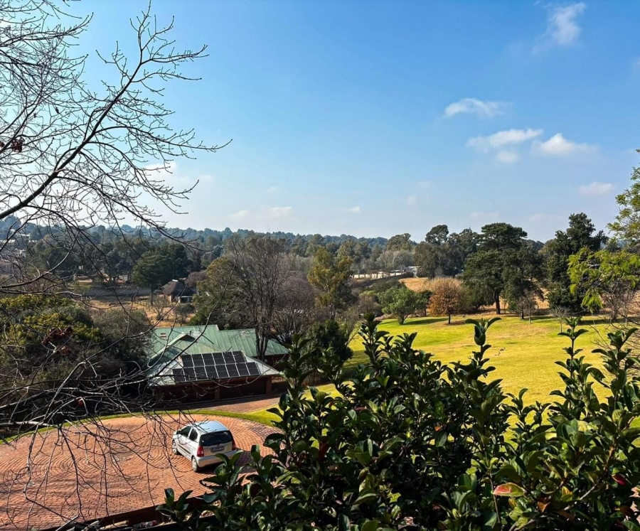 To Let 2 Bedroom Property for Rent in Ruimsig Gauteng