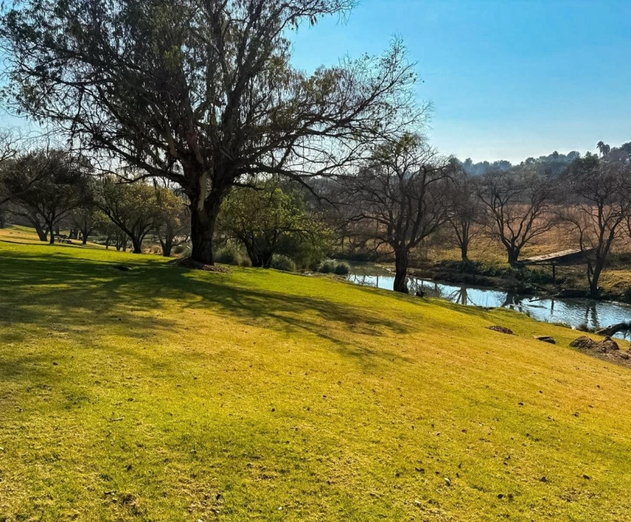 To Let 2 Bedroom Property for Rent in Ruimsig Gauteng
