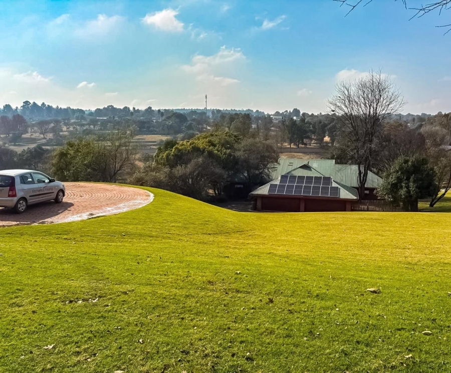To Let 2 Bedroom Property for Rent in Ruimsig Gauteng