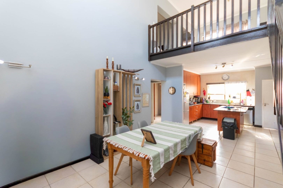 2 Bedroom Property for Sale in Sunninghill Gauteng