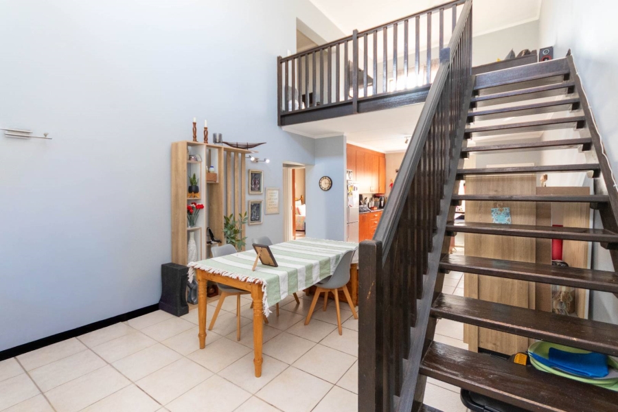 2 Bedroom Property for Sale in Sunninghill Gauteng