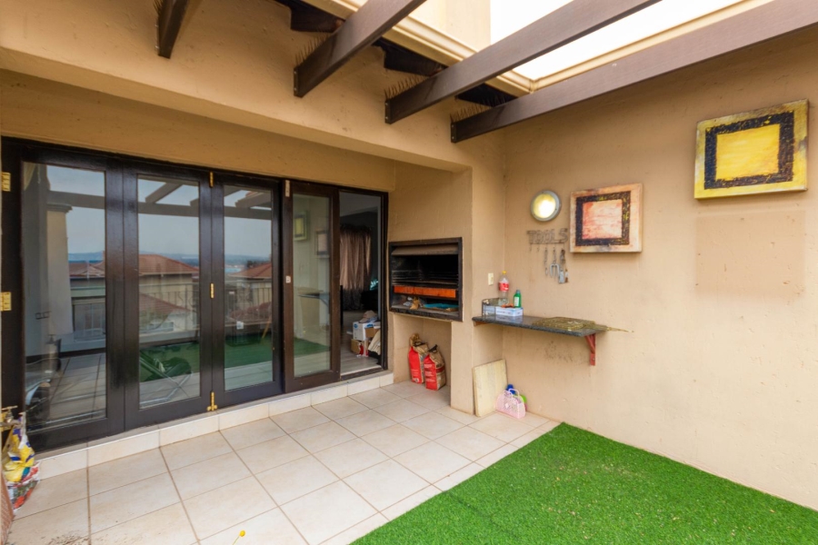 2 Bedroom Property for Sale in Sunninghill Gauteng