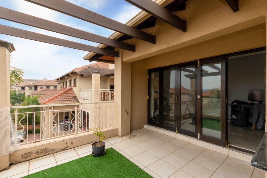 2 Bedroom Property for Sale in Sunninghill Gauteng