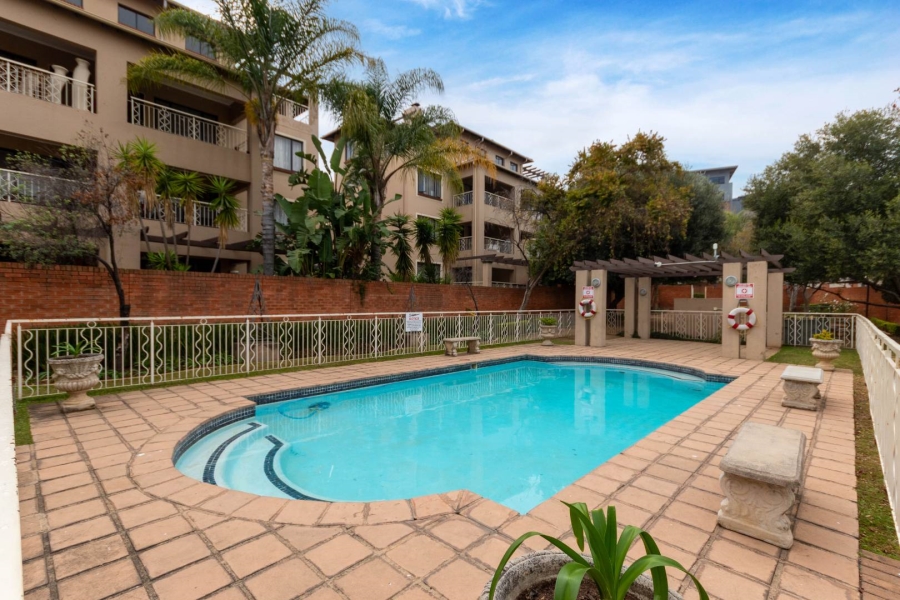 2 Bedroom Property for Sale in Sunninghill Gauteng