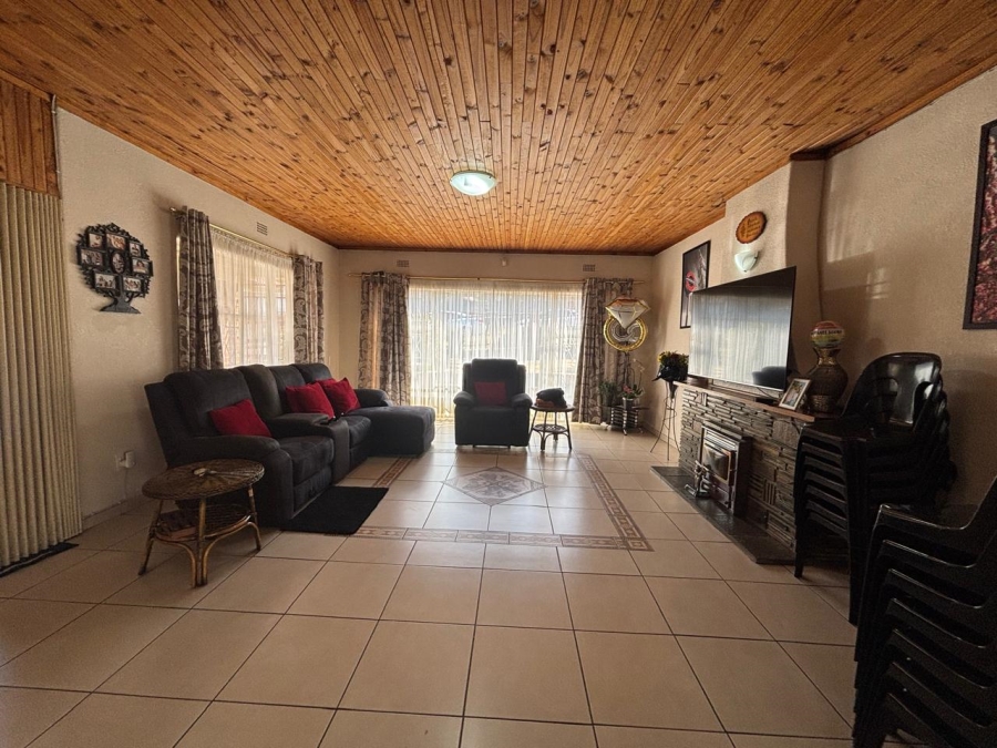 3 Bedroom Property for Sale in Risana Gauteng