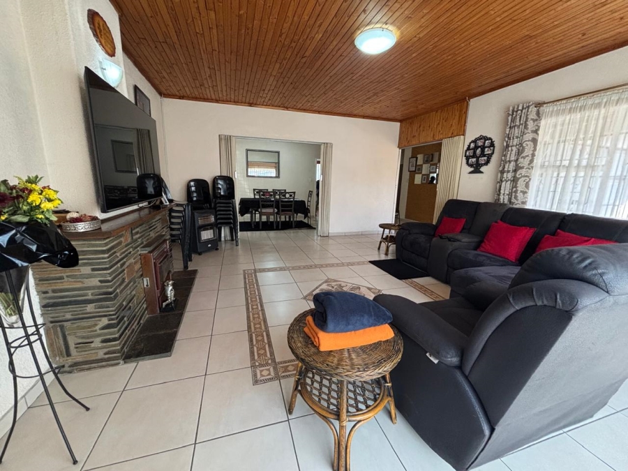 3 Bedroom Property for Sale in Risana Gauteng