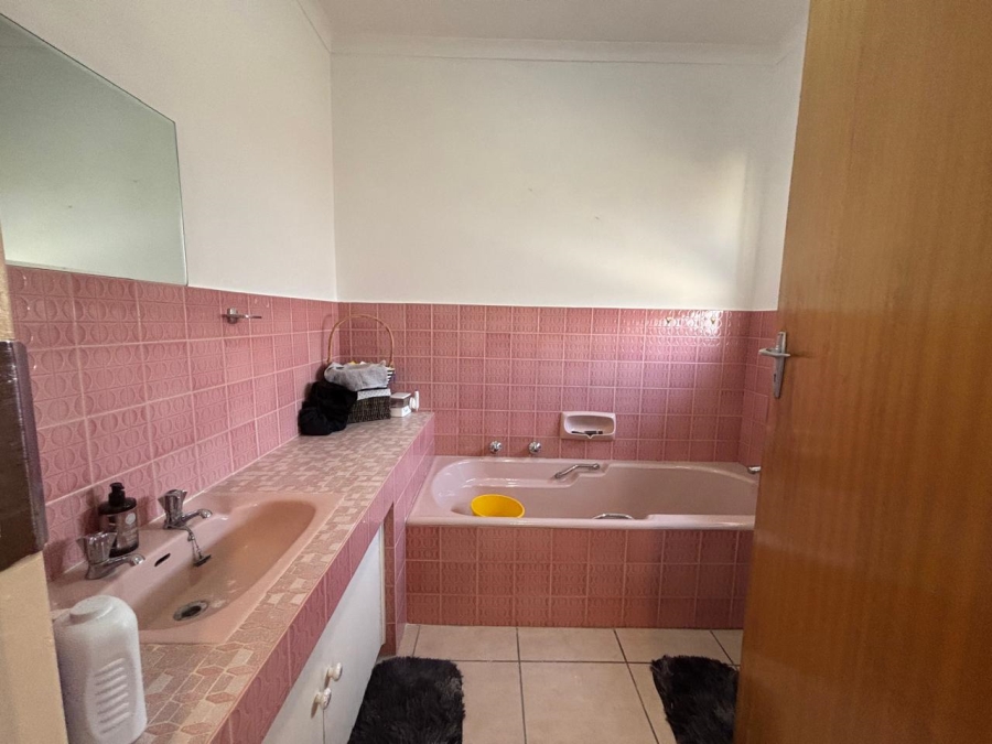 3 Bedroom Property for Sale in Risana Gauteng