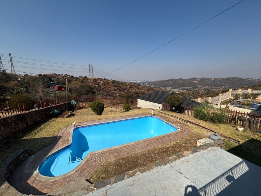 3 Bedroom Property for Sale in Risana Gauteng