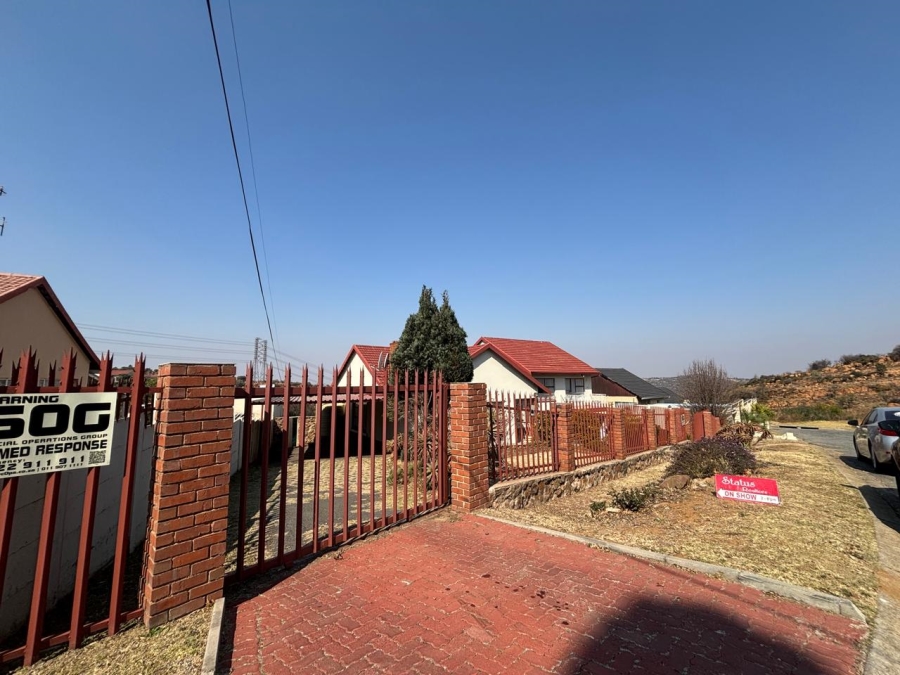 3 Bedroom Property for Sale in Risana Gauteng