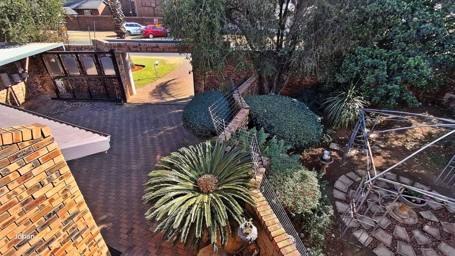 1 Bedroom Property for Sale in Meyersdal Gauteng