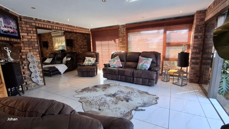 1 Bedroom Property for Sale in Meyersdal Gauteng