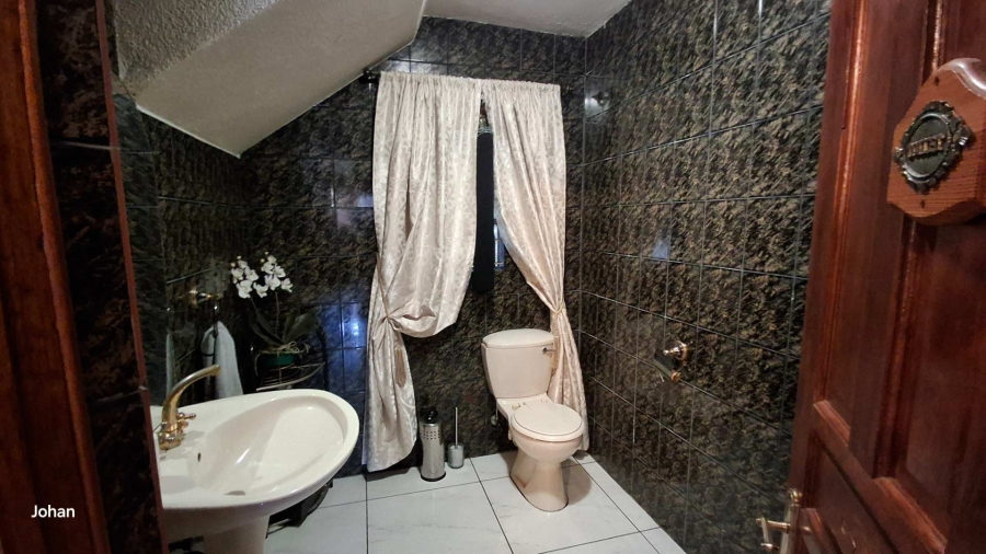 1 Bedroom Property for Sale in Meyersdal Gauteng