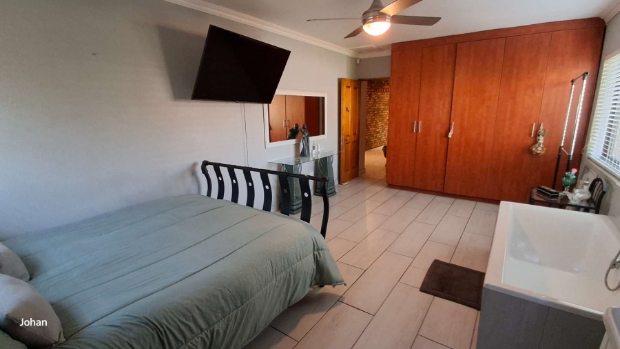 1 Bedroom Property for Sale in Meyersdal Gauteng