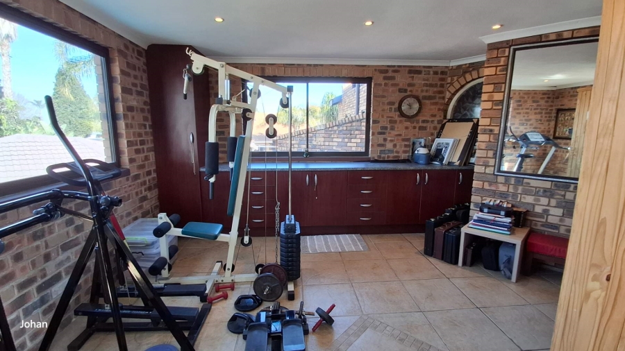 1 Bedroom Property for Sale in Meyersdal Gauteng
