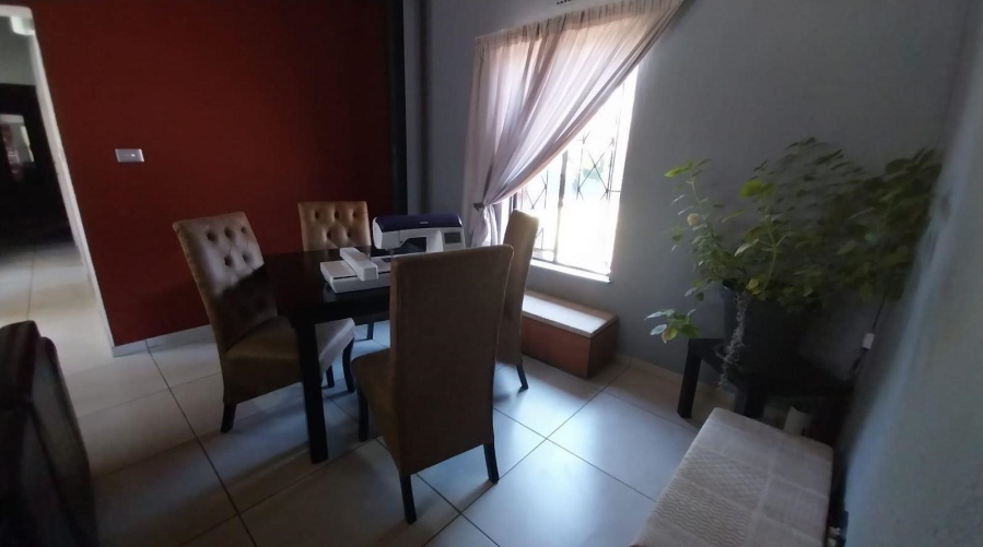 3 Bedroom Property for Sale in Brackendowns Gauteng