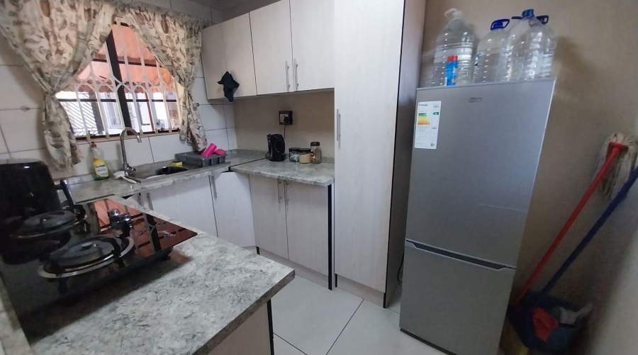 3 Bedroom Property for Sale in Brackendowns Gauteng