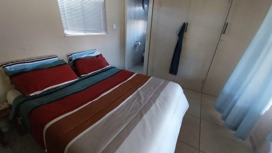 3 Bedroom Property for Sale in Brackendowns Gauteng