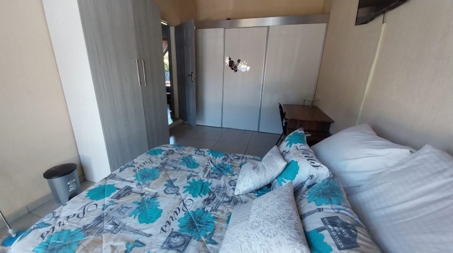 3 Bedroom Property for Sale in Brackendowns Gauteng