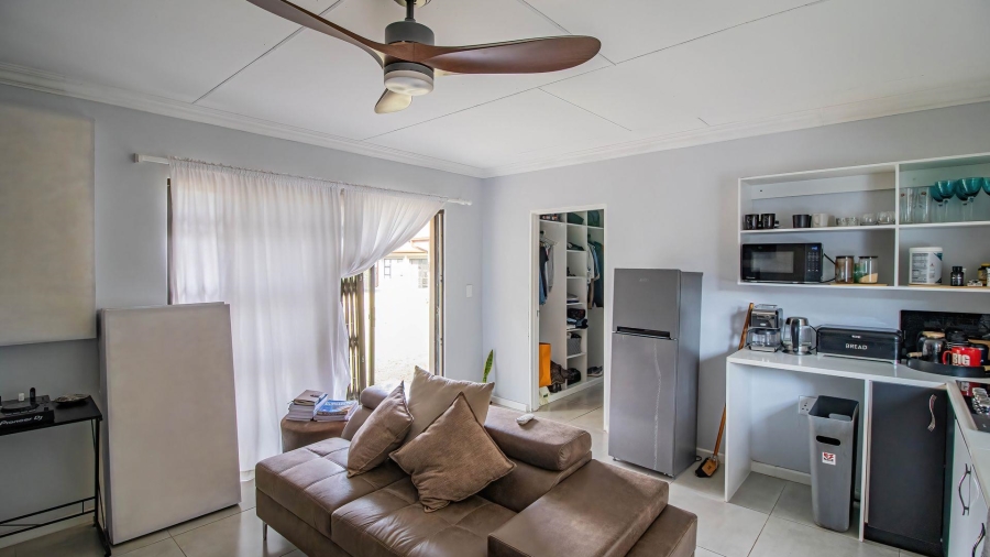 7 Bedroom Property for Sale in Brackenhurst Gauteng