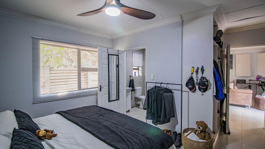 7 Bedroom Property for Sale in Brackenhurst Gauteng