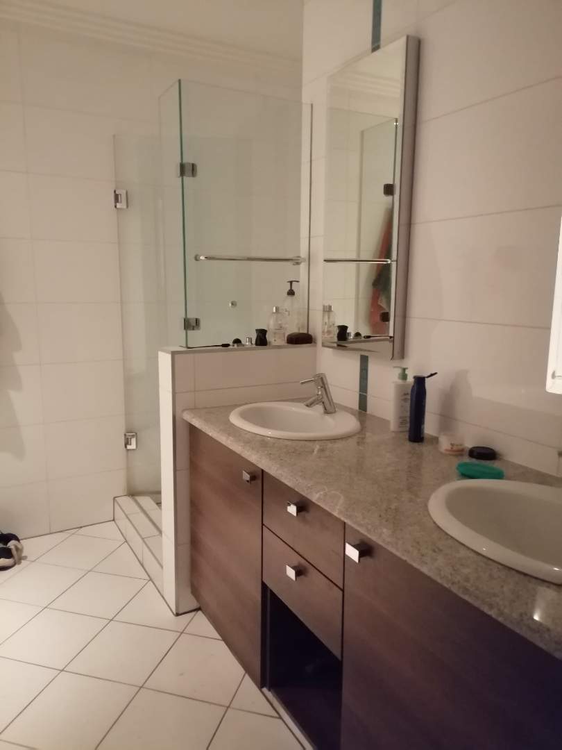 2 Bedroom Property for Sale in Bedfordview Gauteng