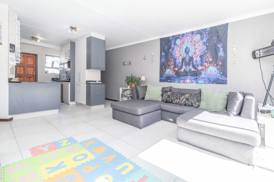 To Let 2 Bedroom Property for Rent in Northwold Gauteng